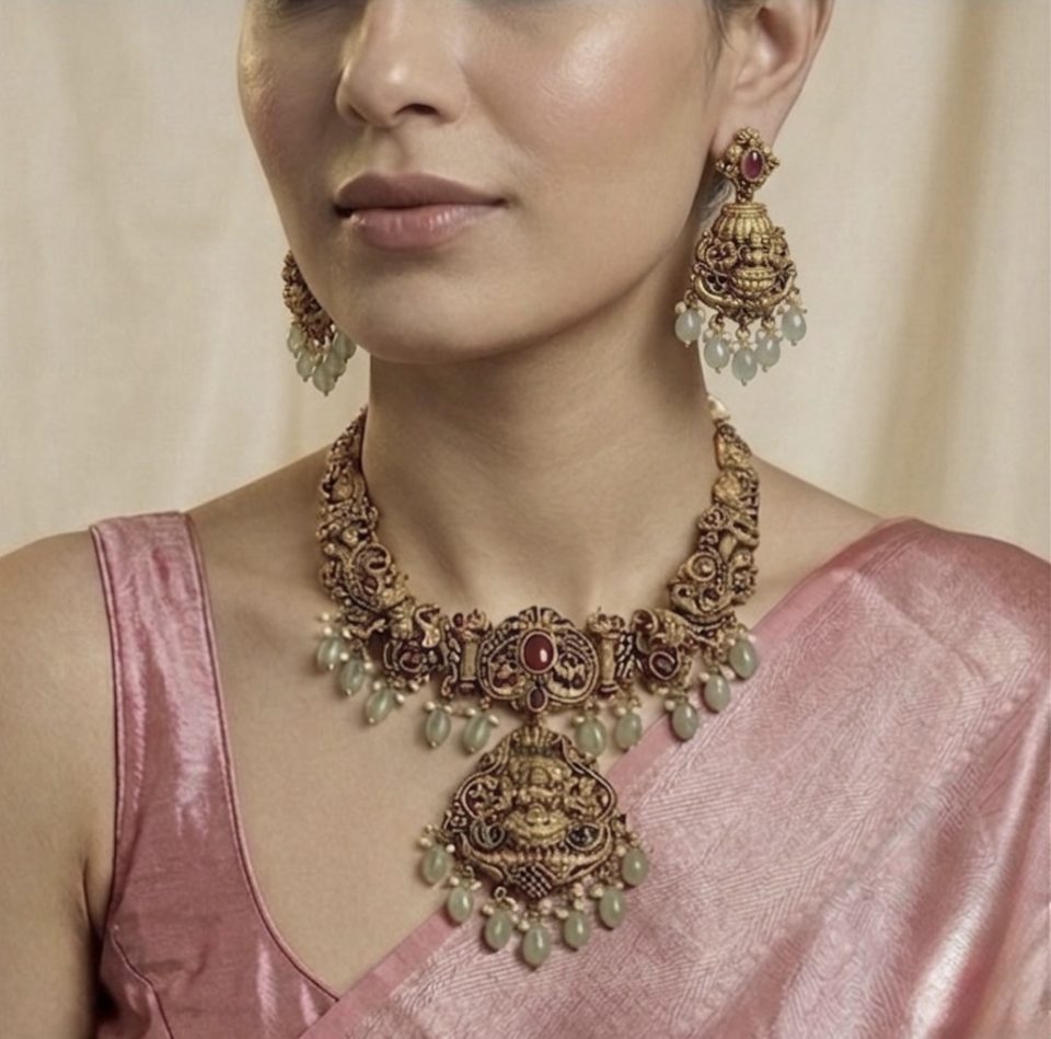 Signature Mayura Set